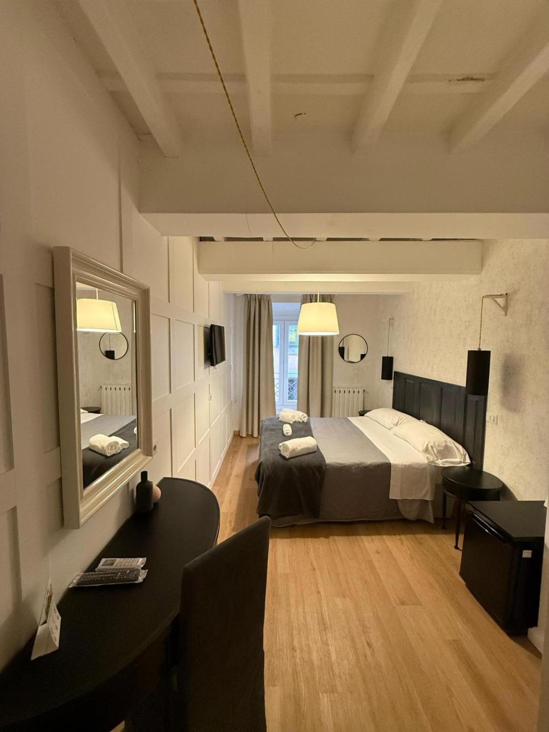 Hotel Dulcis In Pantheon Rom Exterior foto